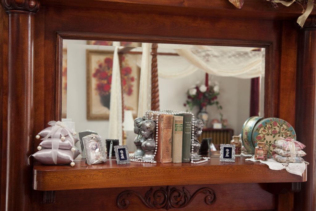 Beall Mansion An Elegant Bed & Breakfast Inn Alton Esterno foto